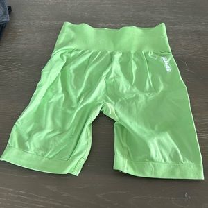 High waist super sculpt biker short in green